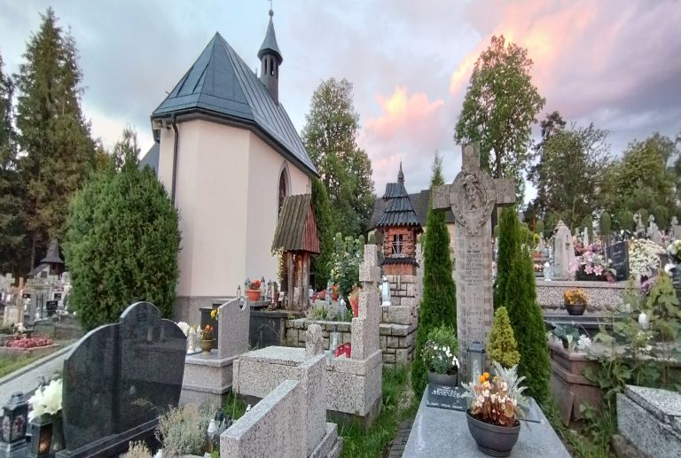 Cmentarz parafii Najświętszego Serca Pana Jezusa, Bukowina Tatrzańska [GALERIA]