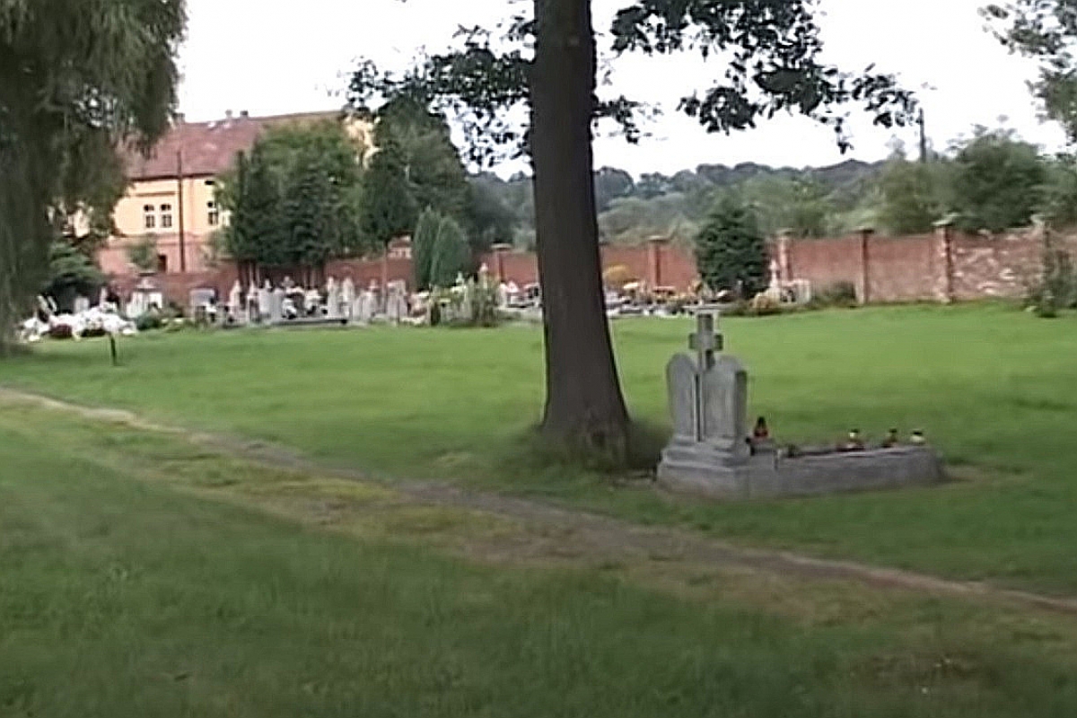 Cmentarz komunalny, Nawojów Łużycki, gmina Lubań