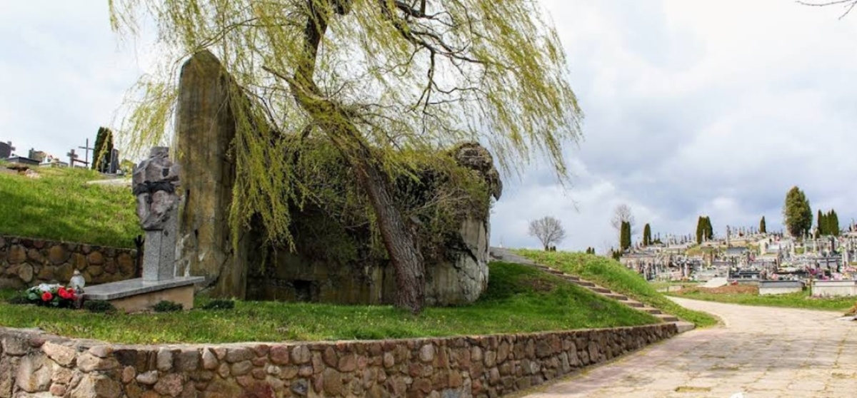 Cmentarz parafii Trójcy Przenajświętszej, Drohiczyn