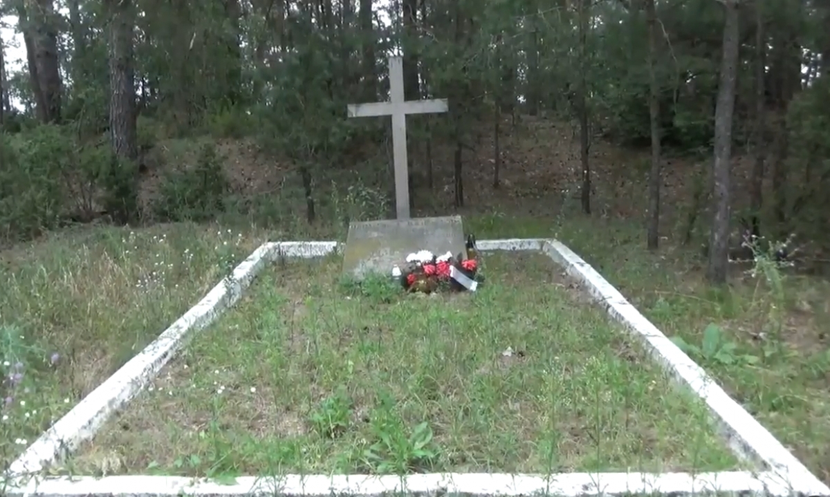 Cmentarz wojenny 2, Guty-Bujno, gmina Ostrów Mazowiecka