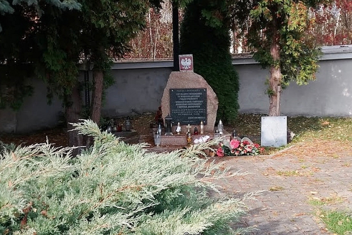 Cmentarz parafii Wniebowzięcia Najświętszej Maryi Panny, ul. Piaski, Solec nad Wisłą