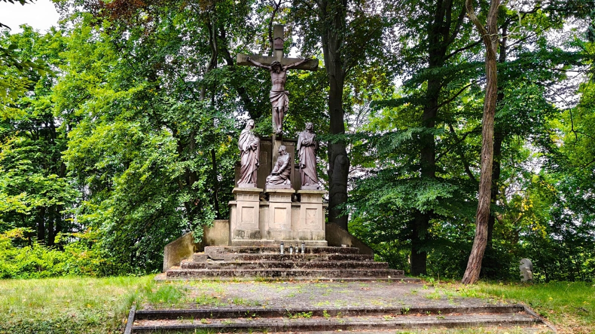 Cmentarz parafii Apostołów Piotra i Pawła, stary, ul. Poznańska, Podgórz, Toruń [GALERIA]