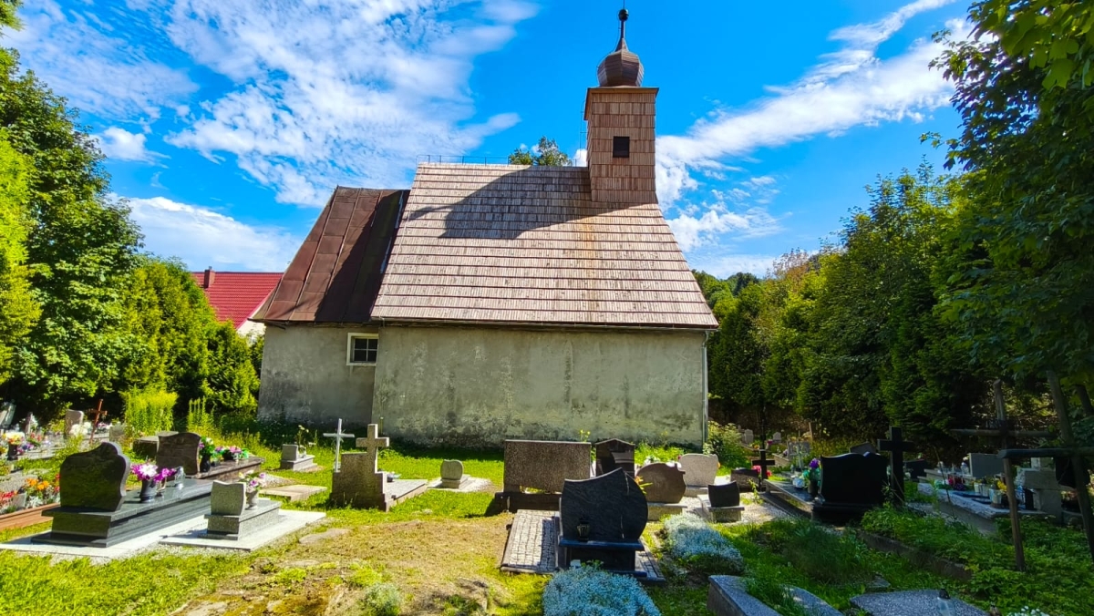 Cmentarz przy kościele pomocniczym, Wieściszowice, gmina Marciszów