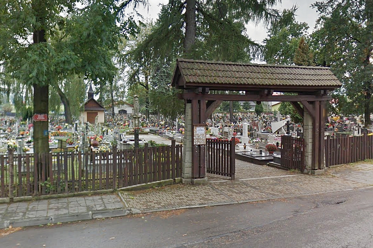 Cmentarz parafii św. Katarzyny Aleksandryjskiej, Cięcina, gmina Węgierska Górka