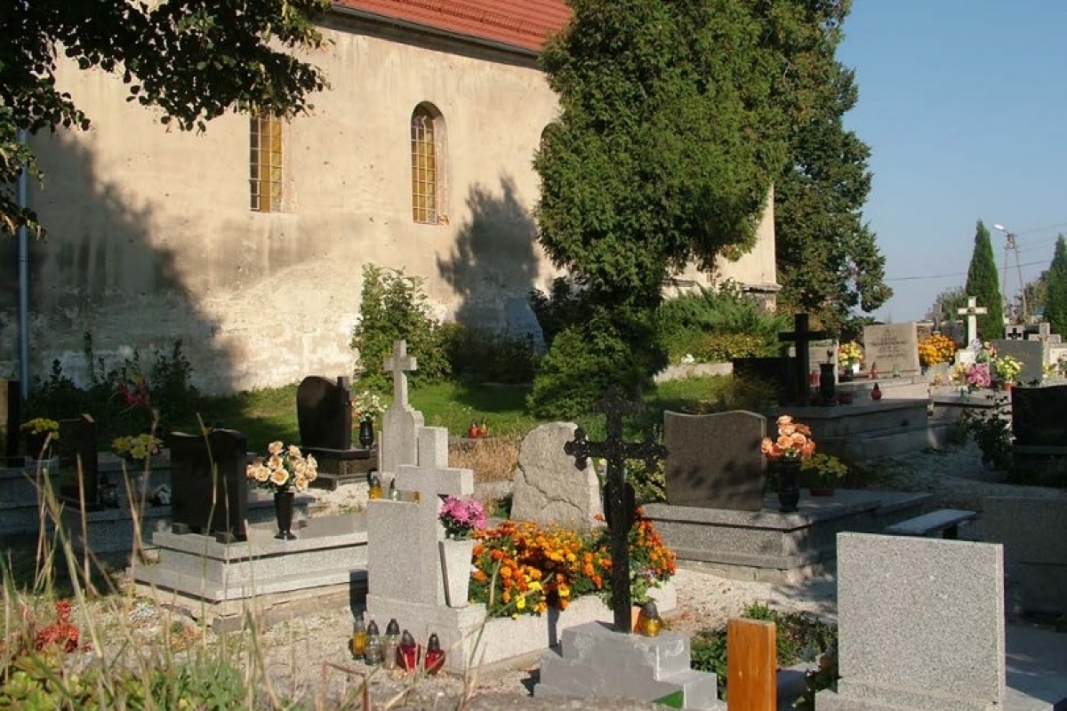 Cmentarz parafialny, Rogoźnica, gmina Strzegom